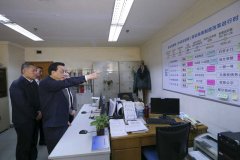 從“三證合一”到“五證合一”，總理力推商事制度改革升級(jí)