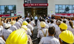 <b>運(yùn)城市總工會(huì)“情系職工、清涼一夏”活動(dòng) — 走進(jìn)華兆東南綠建裝配式建筑產(chǎn)</b>